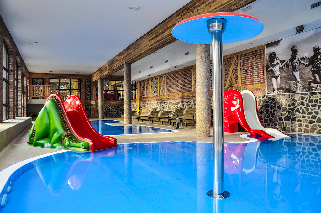 basen na mazurach zjezdzalnia-3